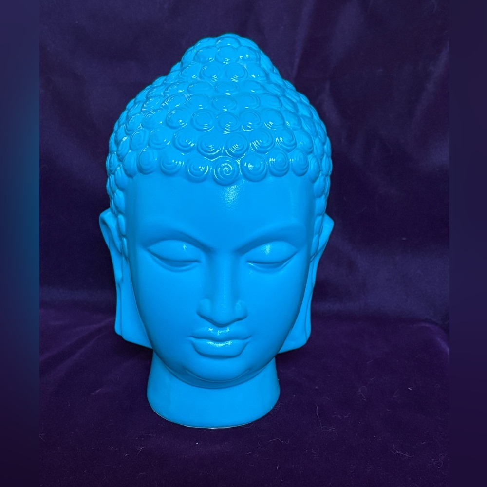BUDDAH HEAD STATUE - Beautiful Turquoise color, ceramic, 9” high and 8” wide. - Picture 13 of 15